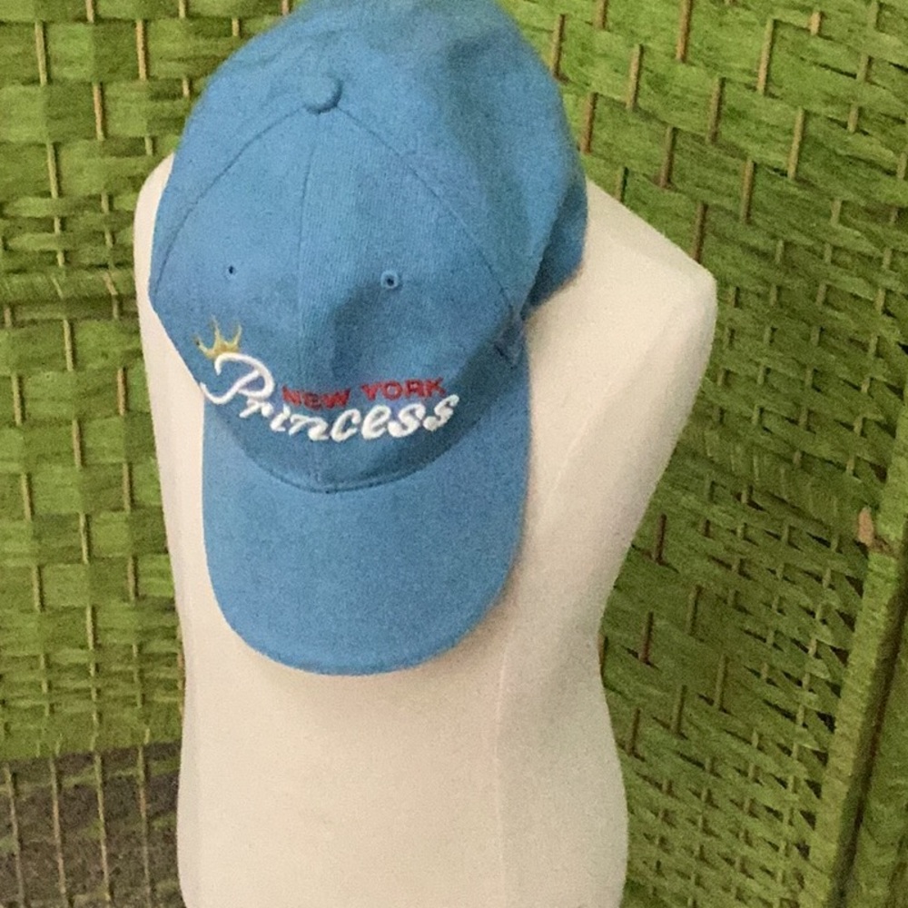 🧢NWOT NY Princess Adjustable Cap Closet Must Have So Fun To Wear 🧢